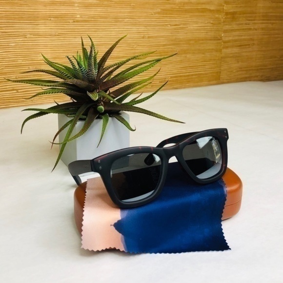 NEW KOMONO Allen Beetroot Tortoise Sunglasses wayfarer red black - Picture 5 of 12